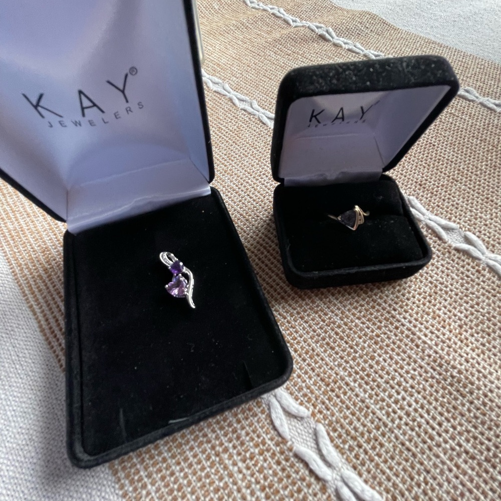 Kay Jewelers amethyst  Purple and Silver Rings Set